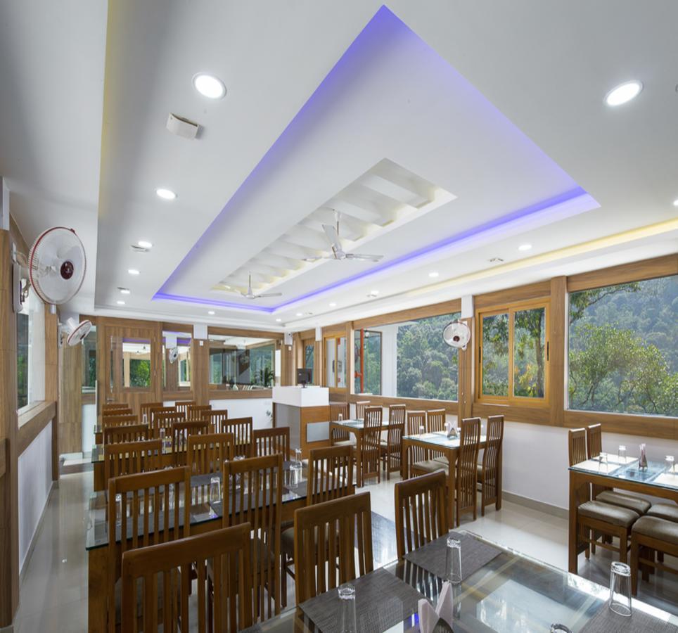 Hostess Thekkady酒店 外观 照片
